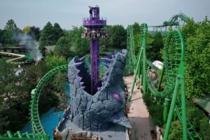 Inaugurazione di Wolf Legend, la nuova Drop and Twist Tower di Gardaland